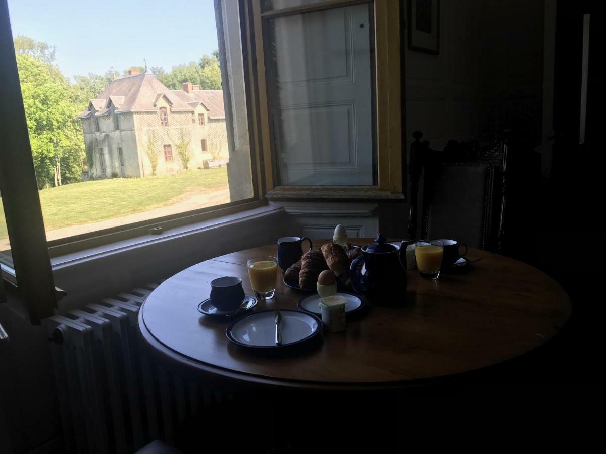 Chateau Pont Jarno B&B Champdeniers Esterno foto